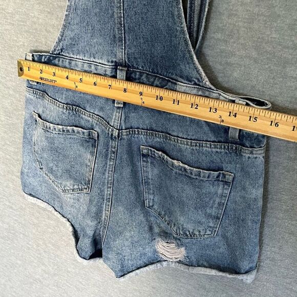 Zara Distressed Blue Denim Shortalls Size 6 Shorts Overalls Vintage Collection - Picture 7 of 13